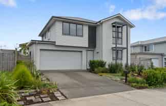 16 Onekura Street , Red Beach