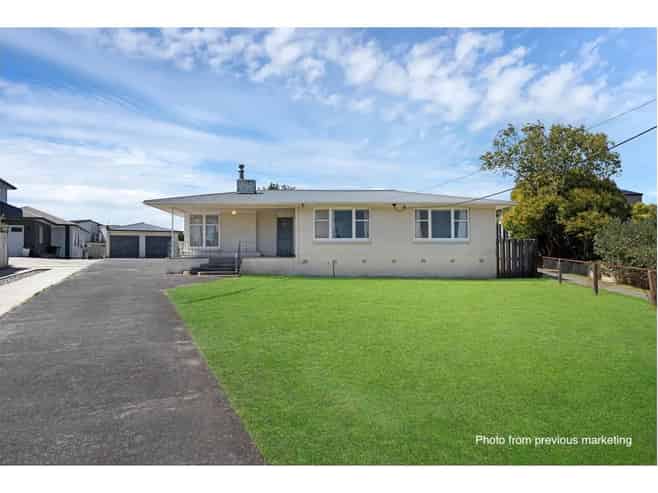 6 Glenvil Lane, Te Atatu Peninsula