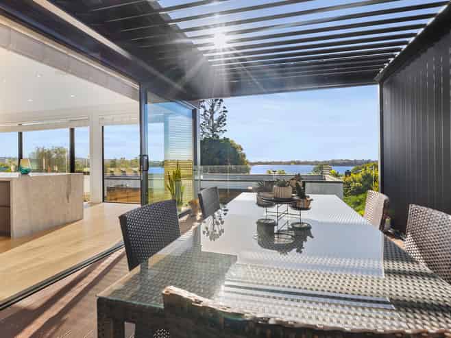 37 Lake Pupuke Drive, Takapuna