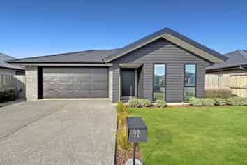 92 Lady Isaac Dr, Rolleston