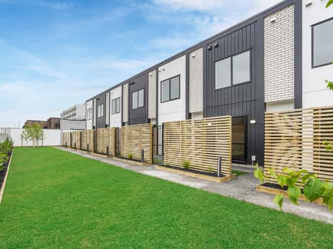 9/1 Vialou Street, Hamilton Central