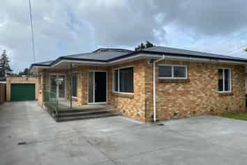 24 Knighton Road, Hillcrest