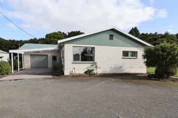160 Oreti Road , Otatara