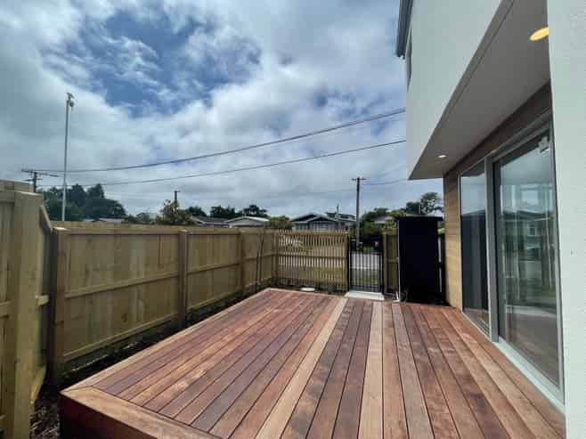 1/107 Mackworth Street, Woolston
