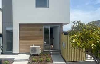 1/107 Mackworth Street, Woolston