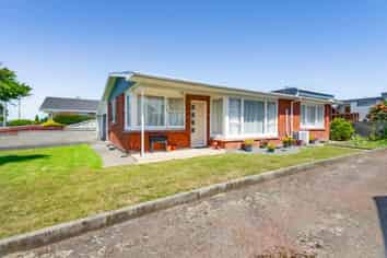 11 Victoria Street, Hawera
