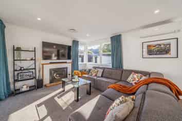 8 Snell Grove, Clouston Park