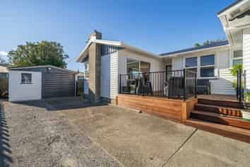 8 Snell Grove, Clouston Park