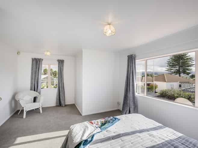 13/180 Charles Street, Westshore