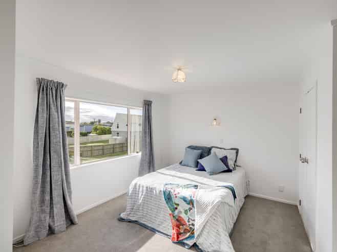 13/180 Charles Street, Westshore