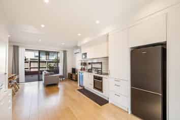 28D Ian Morrison Road, Hobsonville