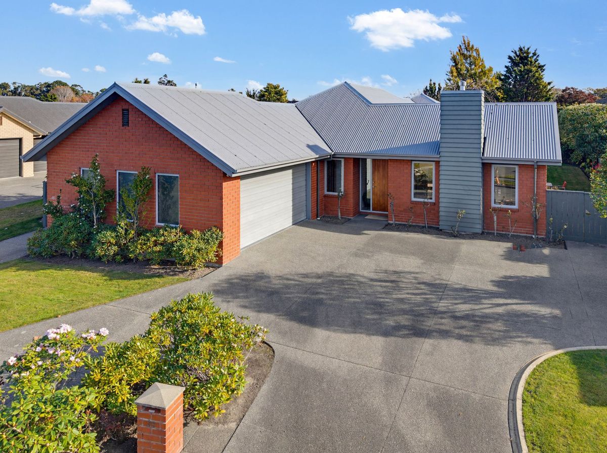 Easy Family Living in the Heart of Lincoln, Lincoln