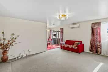 17 Faram Place, Massey