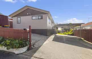 17 Faram Place, Massey