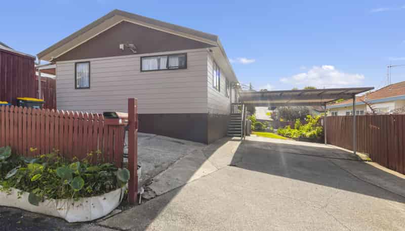 17 Faram Place, Massey