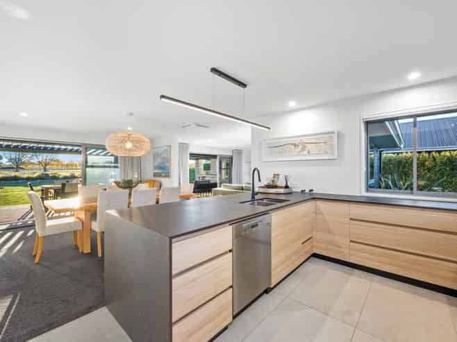 19 Avignon Place, Fairhall