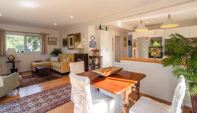 45 Tahatai Road, Oneroa