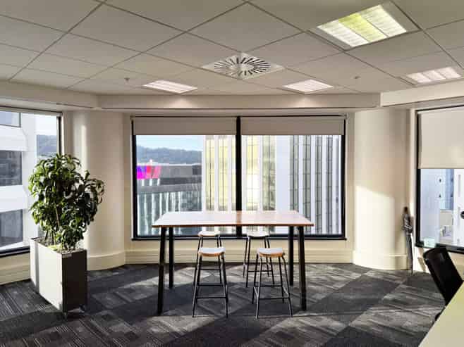 Quality Fit-out and Harbour Views