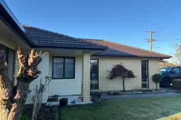 112 Solway Crescent, Solway