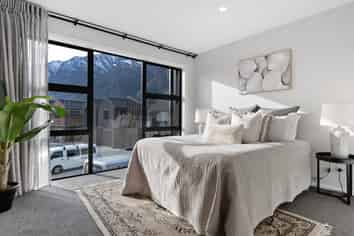8 Ryan Loop, Jacks Point