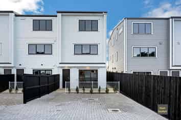 13 Awhi Way, Karaka