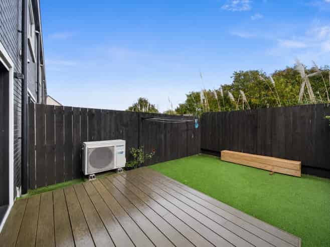 28/137 Hall Avenue, Favona