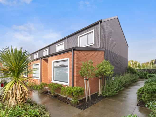 28/137 Hall Avenue, Favona
