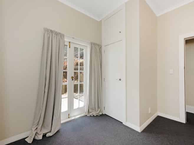 b/82 Glenmore Street, Kelburn