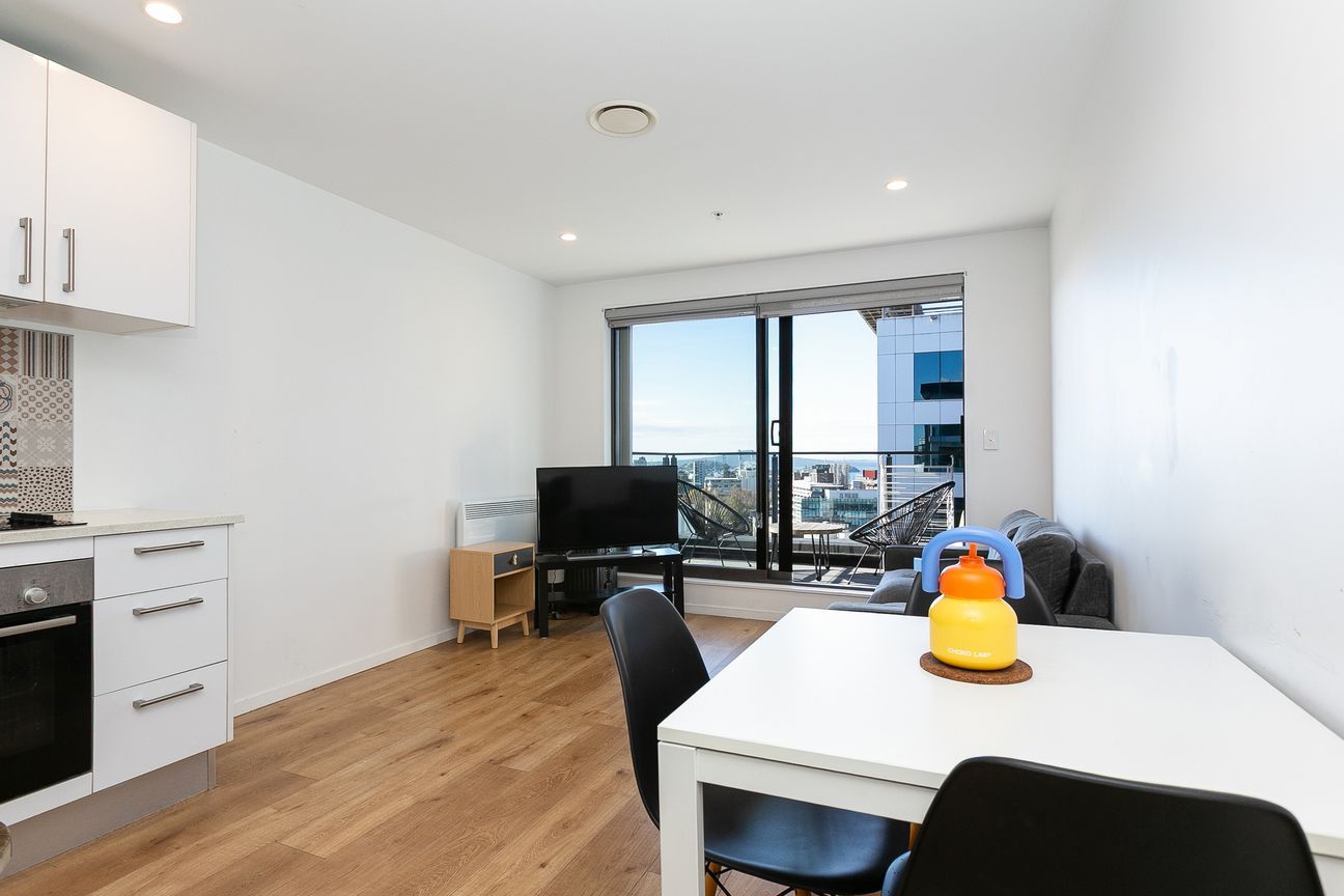 Near New, Freehold, Modern & Safe - Ansicht 3