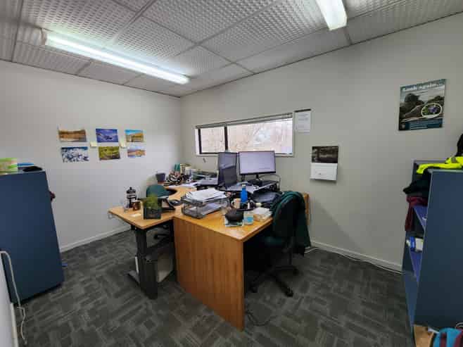Functional Office and Warehouse in Sockburn