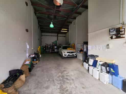 Functional Office and Warehouse in Sockburn