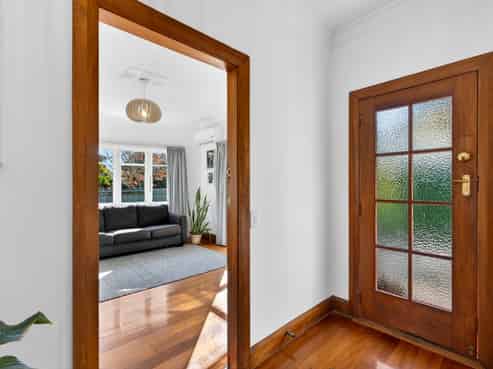 131 Main Road, Clive
