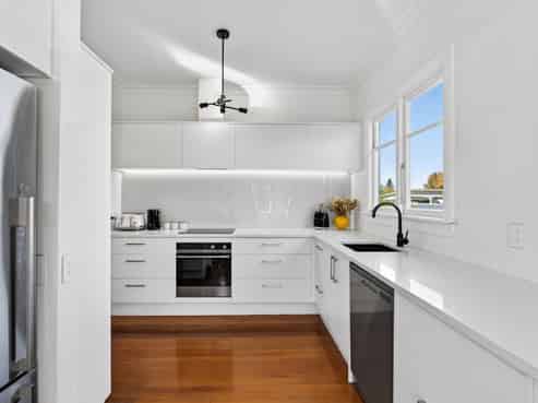 131 Main Road, Clive