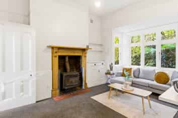 15 Clifford Street, DALMORE