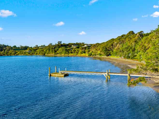 115 Ridge Road, Mahurangi East