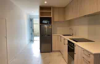 2/17 Winchester Street, Merivale