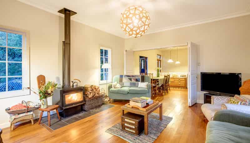 16 Walter Road, Lowry Bay, Eastbourne