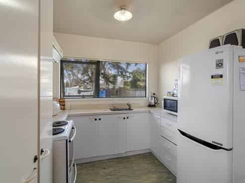 10A Holman Road, Te Atatu Peninsula