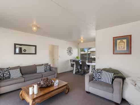 10A Holman Road, Te Atatu Peninsula
