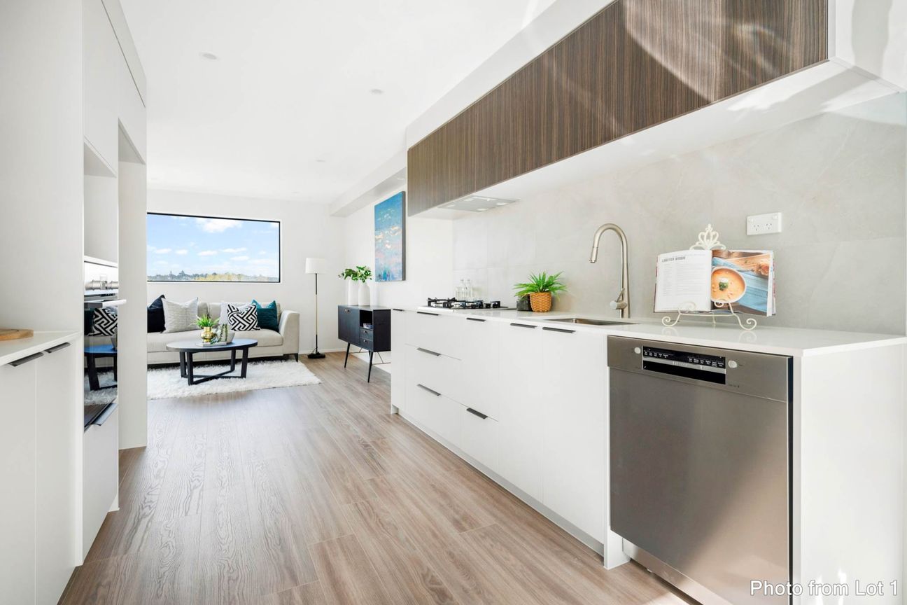 3 Bedroom, 2.5 Bathroom in Henderson – pohled 4