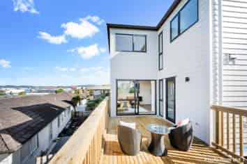 7/33 Buscomb Avenue, Henderson