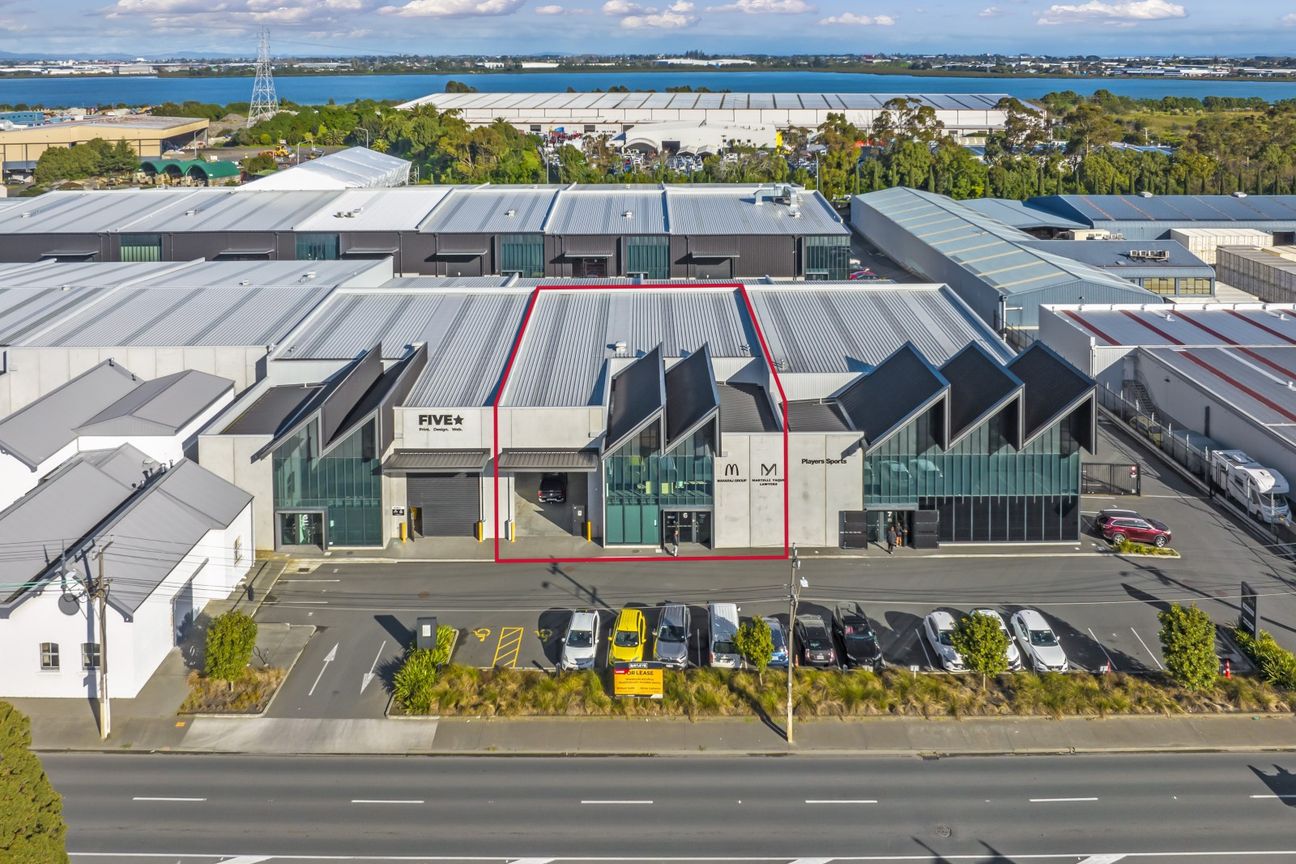 397sqm functional tilt-slab warehouse – pohled 4