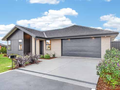 15 Longore Way, Rolleston