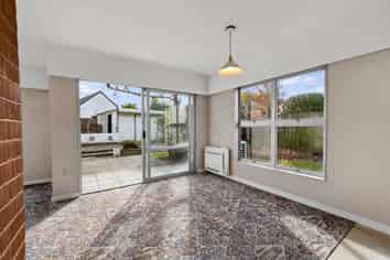 11 Hefford Place, Allenton