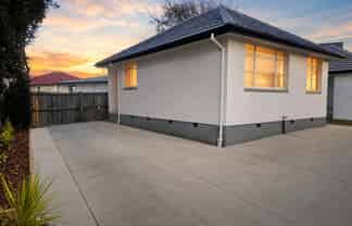 A/8 Opawa Road, Waltham