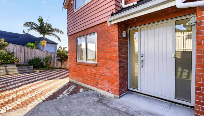 216 Alec Craig Way, Gulf Harbour