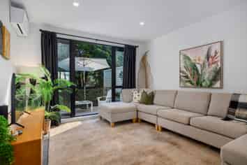 19/17 Lyon Avenue, Mount Albert