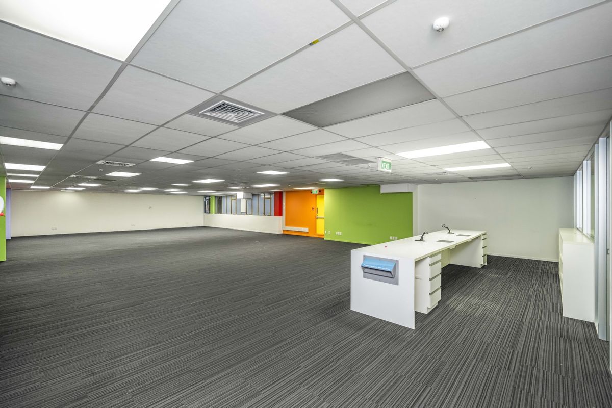 Education/Office Options: 600sqm-5,000sqm+ - Ansicht 5