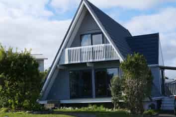 9 Toporoa View, Ascot Park