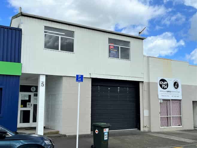 Boutique commercial space on Stanley Street
